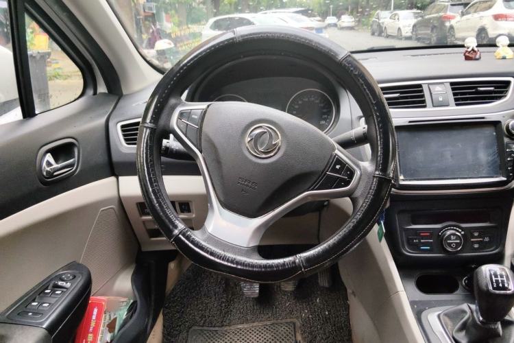 Used Dongfeng Aeolus L60 2015 1.6L Manual New Dynamic Model Steering Wheel