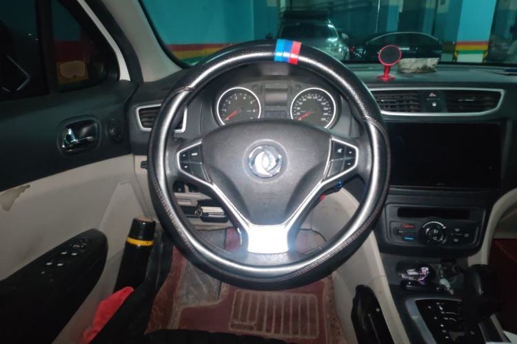 Used Dongfeng Aeolus L60 2015 1.8L Automatic New Enjoyment Model Steering Wheel