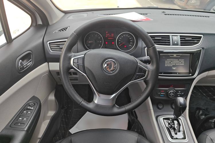 Used Dongfeng Aeolus L60 2015 1.8L Automatic New Rui Model Steering Wheel