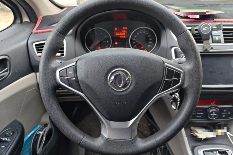 Used Dongfeng Aeolus L60 2015 1.8L Automatic New Enjoyment Model Steering Wheel