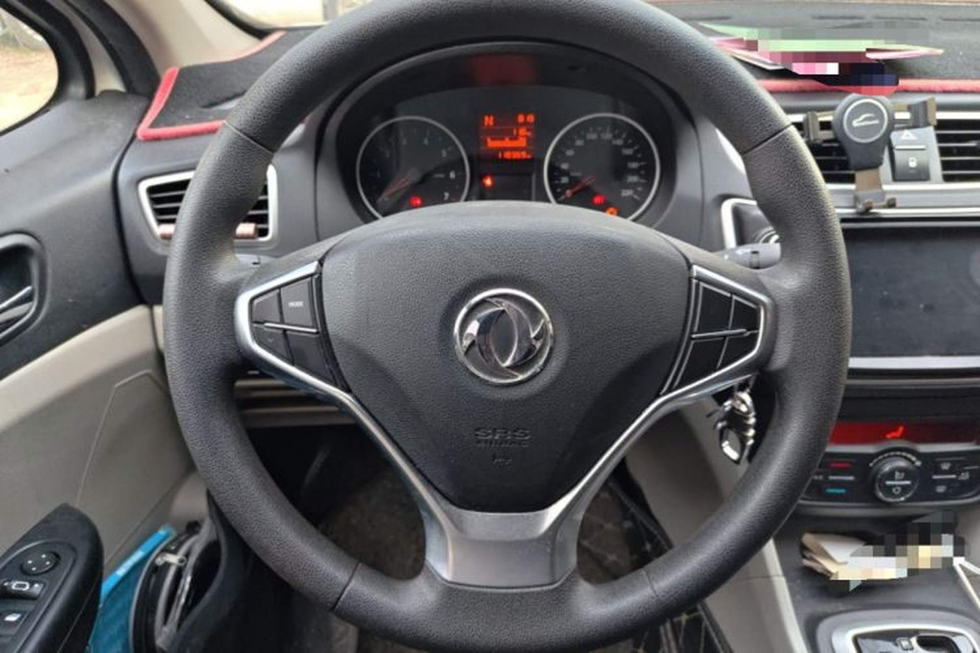 Used Dongfeng Aeolus L60 2015 1.8L Automatic New Enjoyment Model Steering Wheel
