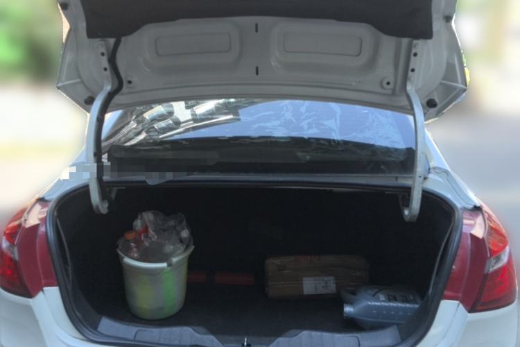 Used Dongfeng Aeolus L60 2015 1.8L Manual New Enjoyment Version Trunk