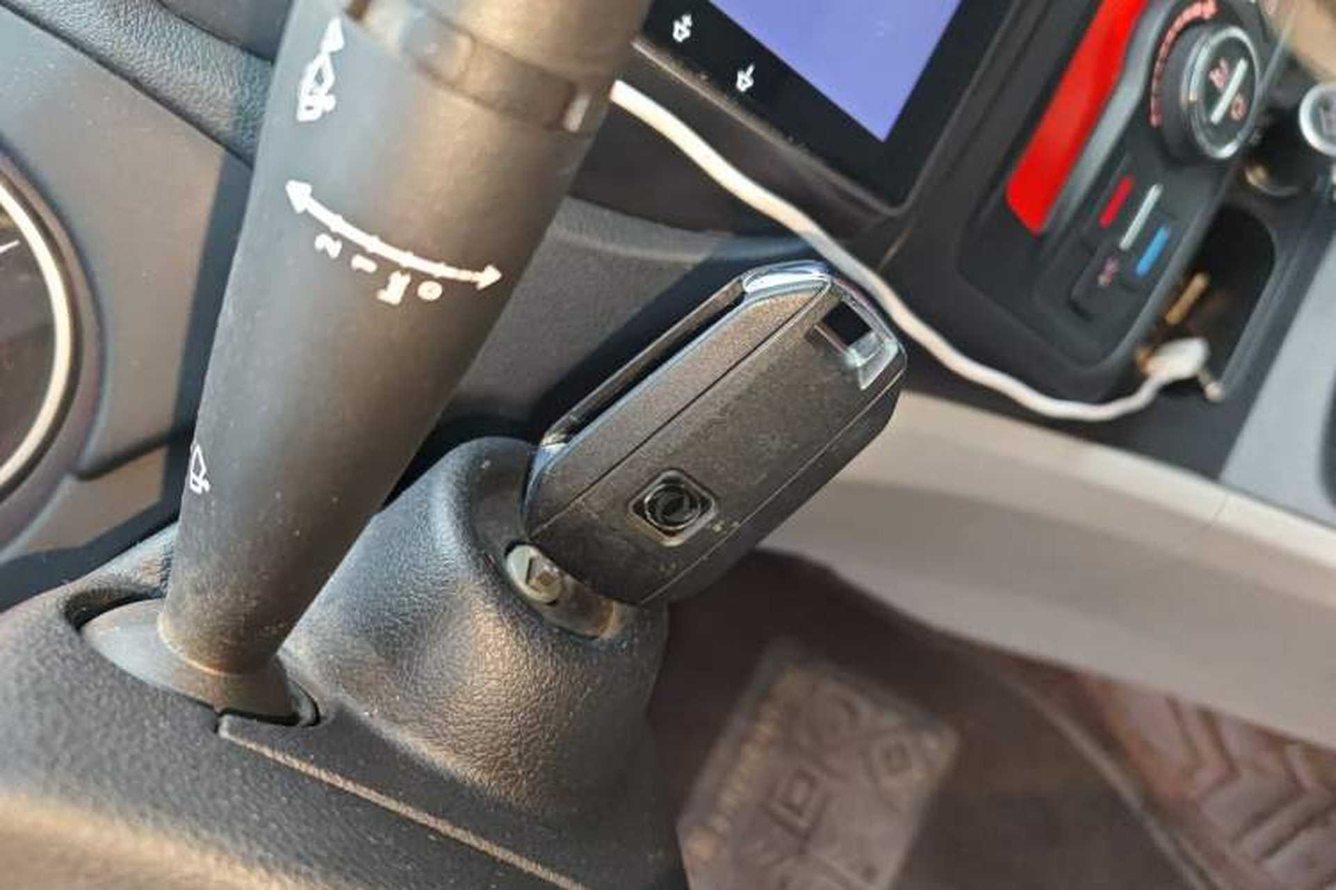 Used Dongfeng Aeolus L60 2015 1.8L Automatic New Enjoyment Model Vehicle Key