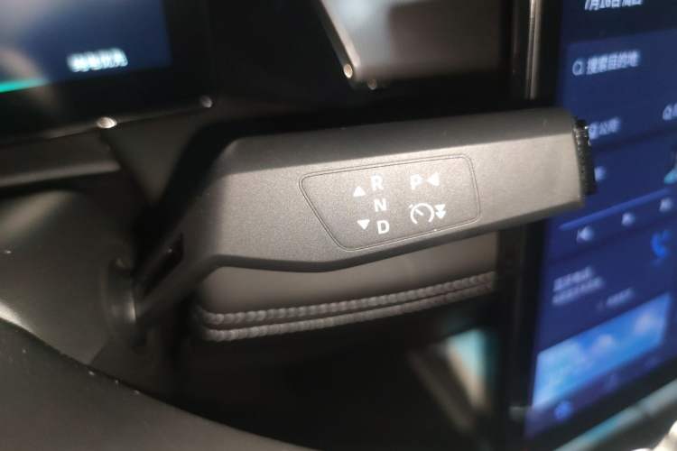 Used Dongfeng Aeolus L7 New Energy 2024 205 Plus Gear Lever
