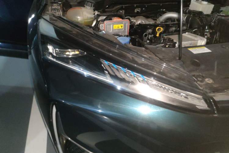 Used Dongfeng Aeolus L7 New Energy 2024 205 Plus Right Front Headlight