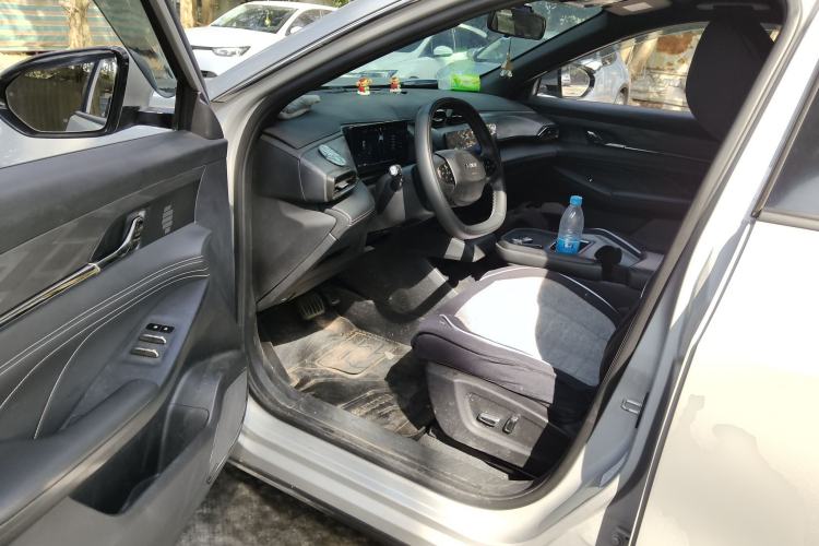 Used Dongfeng Aeolus L7 New Energy 2024 518 Air Driver Seat