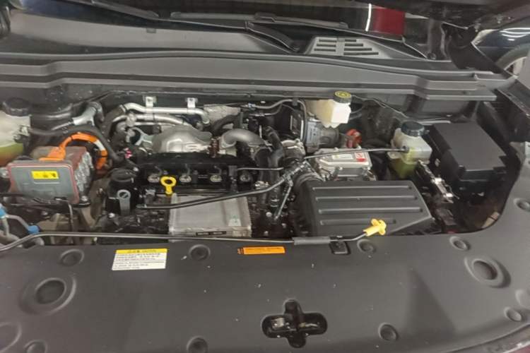 Used Dongfeng Aeolus L7 New Energy 2024 110 Pro Engine Bay