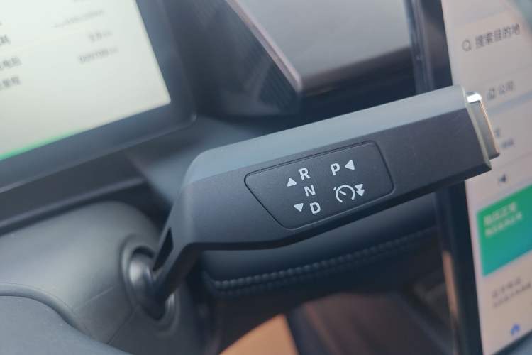 Used Dongfeng Aeolus L7 New Energy 2024 518 Air Gear Lever