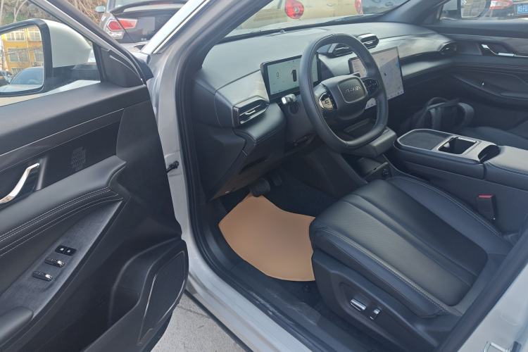 Used Dongfeng Aeolus L7 New Energy 2024 518 Air Interior 3