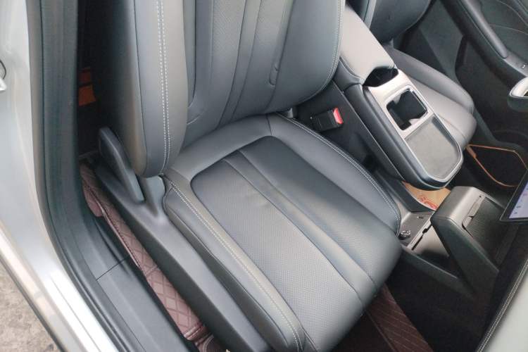 Used Dongfeng Aeolus L7 New Energy 2024 518 Pro Right Front Seat