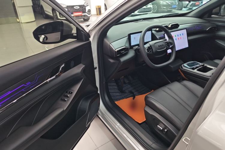 Used Dongfeng Aeolus L7 New Energy 2024 205 Plus Driver Seat