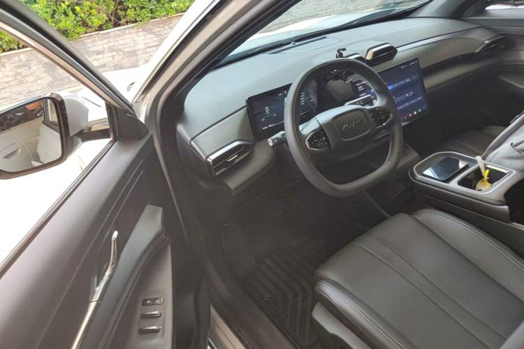 Used Dongfeng Aeolus L7 New Energy 2024 518 Pro Driver Seat