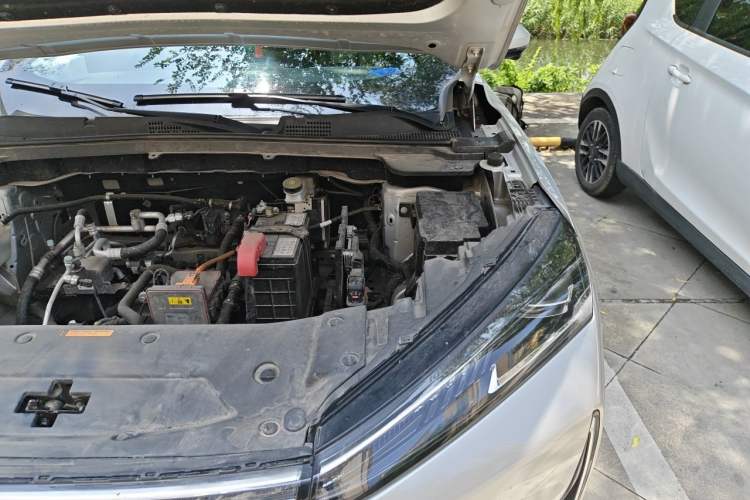 Used Dongfeng Aeolus L7 New Energy 2024 518 Air Engine Bay Left