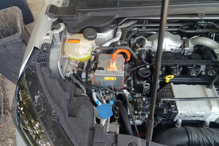 Used Dongfeng Aeolus L7 New Energy 2024 205 Pro Engine Bay Right