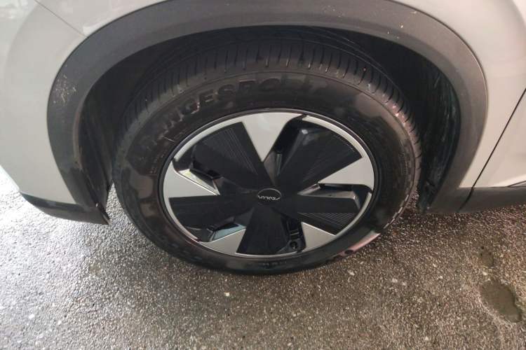Used Dongfeng Aeolus L7 New Energy 2024 205 Plus Exterior 2