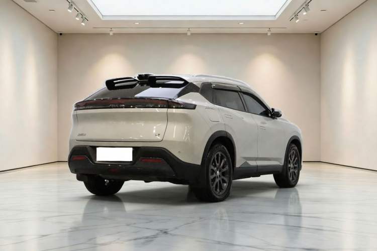 Used Dongfeng Aeolus L7 New Energy 2024 205 Plus Exterior 4