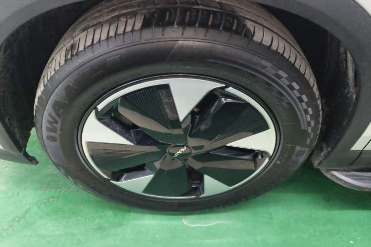 Used Dongfeng Aeolus L7 New Energy 2024 205 Plus Exterior 5