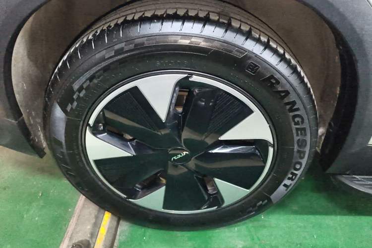 Used Dongfeng Aeolus L7 New Energy 2024 205 Plus Exterior 6