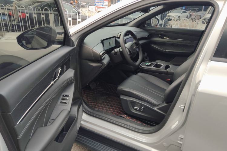 Used Dongfeng Aeolus L7 New Energy 2024 518 Pro Interior 3