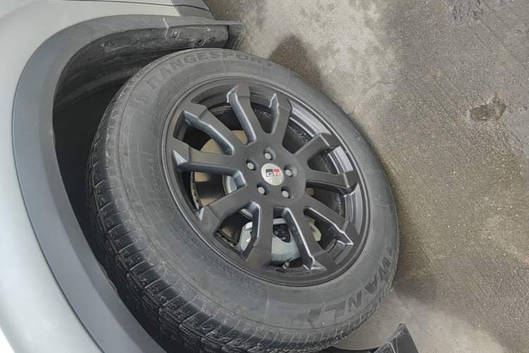 Used Dongfeng Aeolus L7 New Energy 2024 205 Plus Left Front Wheel Hub