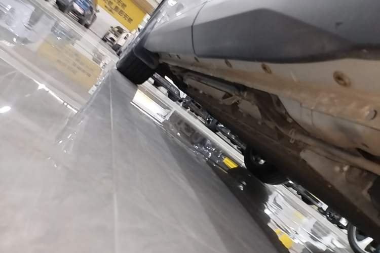 Used Dongfeng Aeolus L7 New Energy 2024 205 Plus Left Side Sill