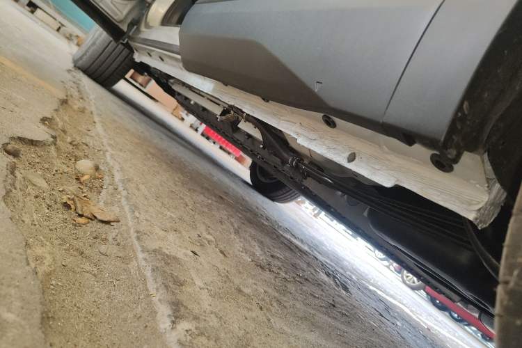 Used Dongfeng Aeolus L7 New Energy 2024 205 Air Left Side Sill