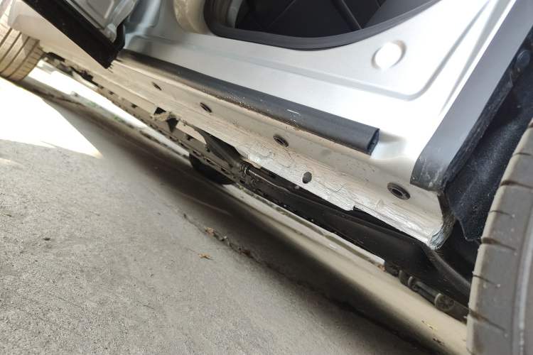 Used Dongfeng Aeolus L7 New Energy 2024 205 Air Left Side Sill