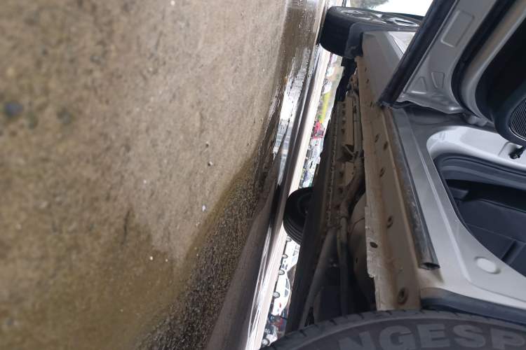 Used Dongfeng Aeolus L7 New Energy 2024 205 Pro Left Side Sill