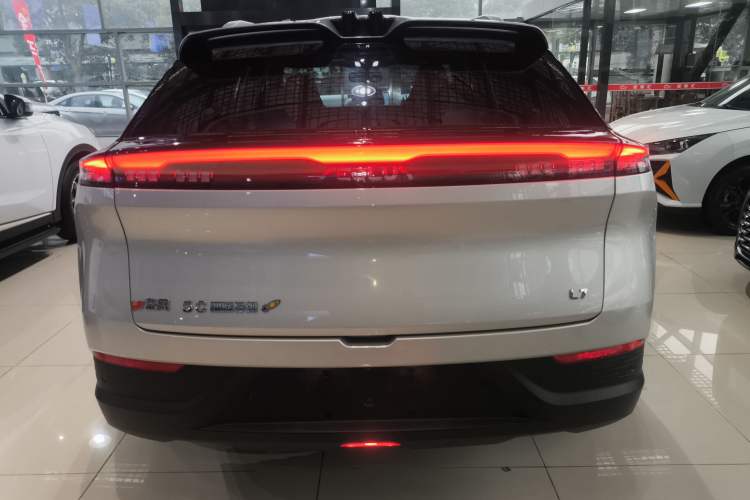 Used Dongfeng Aeolus L7 New Energy 2024 518 Pro Rear