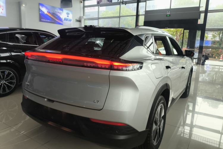 Used Dongfeng Aeolus L7 New Energy 2024 205 Pro Rear Right 45 Deg
