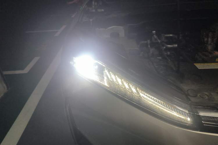 Used Dongfeng Aeolus L7 New Energy 2024 518 Air Right Front Headlight