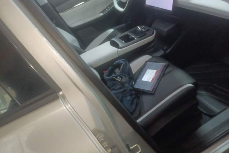 Used Dongfeng Aeolus L7 New Energy 2024 110 Pro Right Front Seat