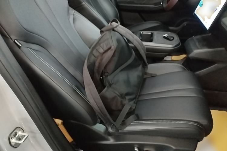 Used Dongfeng Aeolus L7 New Energy 2024 205 Plus Right Front Seat