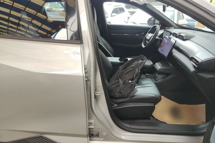 Used Dongfeng Aeolus L7 New Energy 2024 205 Air Right Front Seat