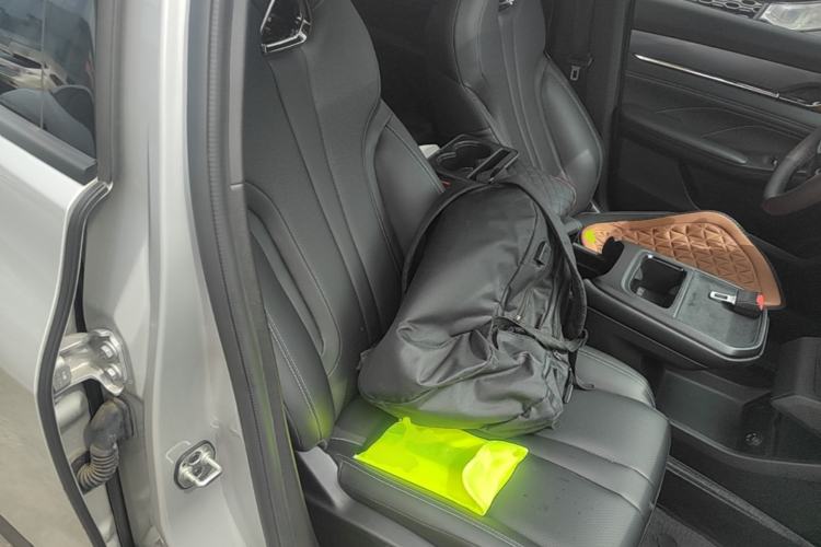 Used Dongfeng Aeolus L7 New Energy 2024 205 Plus Right Front Seat