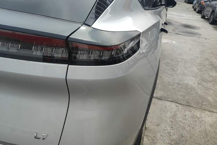 Used Dongfeng Aeolus L7 New Energy 2024 205 Plus Right Rear Taillight