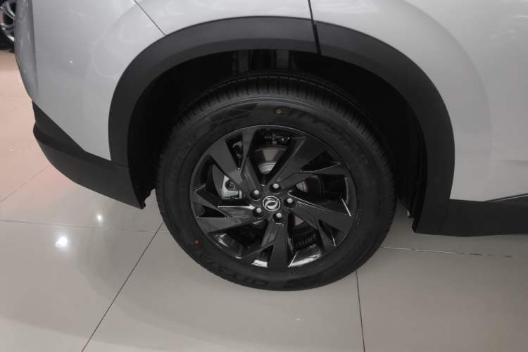Used Dongfeng Aeolus L7 New Energy 2024 518 Pro Right Rear Wheel Hub