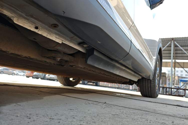 Used Dongfeng Aeolus L7 New Energy 2024 518 Pro Right Side Sill