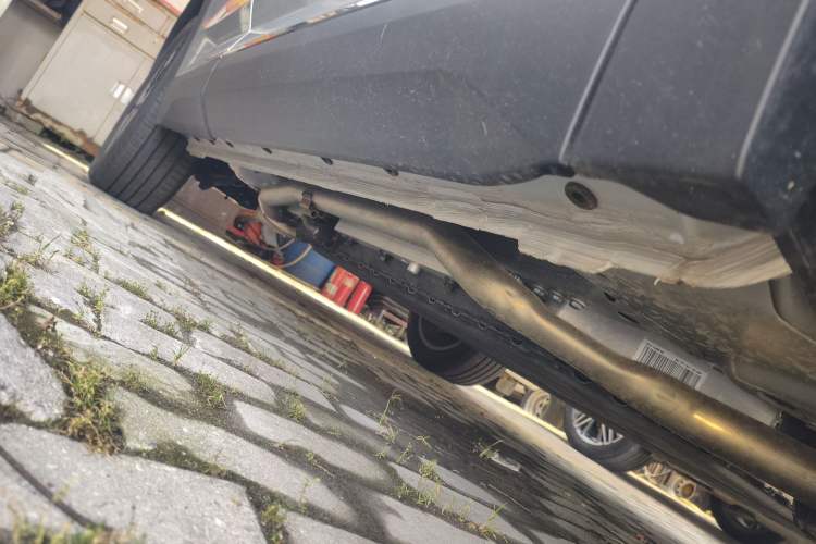 Used Dongfeng Aeolus L7 New Energy 2024 205 Air Right Side Sill