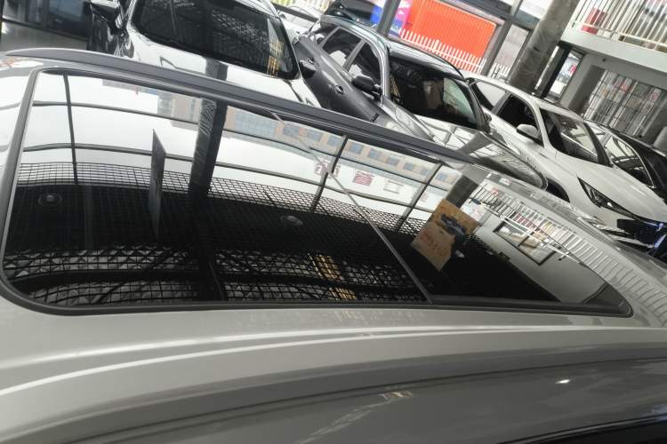Used Dongfeng Aeolus L7 New Energy 2024 205 Pro Roof