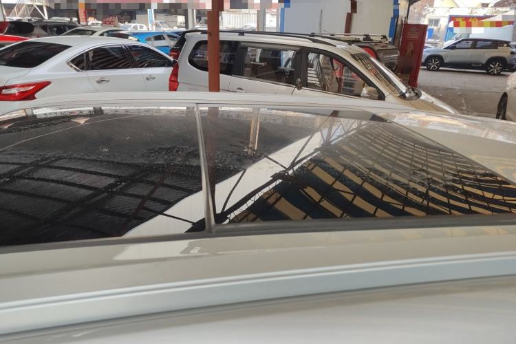 Used Dongfeng Aeolus L7 New Energy 2024 205 Air Roof