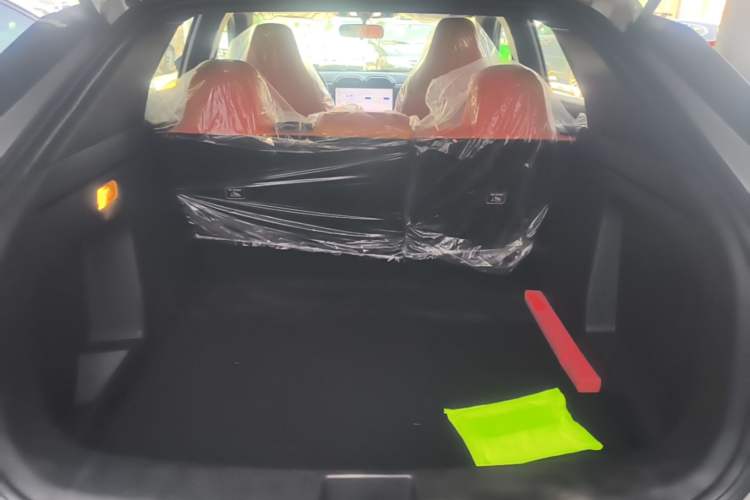 Used Dongfeng Aeolus L7 New Energy 2024 205 Air Trunk