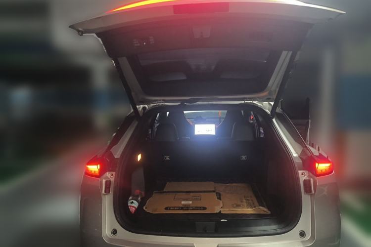 Used Dongfeng Aeolus L7 New Energy 2024 518 Air Trunk