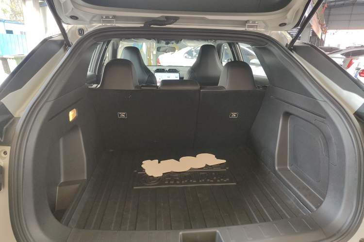 Used Dongfeng Aeolus L7 New Energy 2024 205 Air Trunk