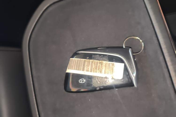 Used Dongfeng Aeolus L7 New Energy 2024 205 Air Vehicle Key