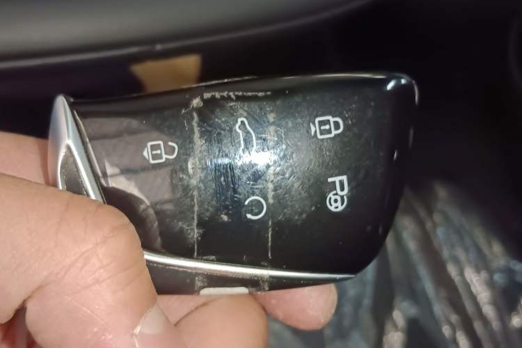 Used Dongfeng Aeolus L7 New Energy 2024 205 Air Vehicle Key