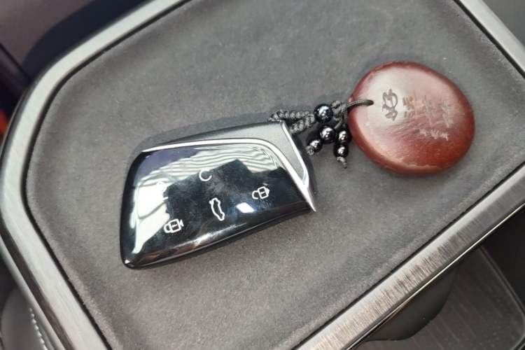 Used Dongfeng Aeolus L7 New Energy 2024 205 Plus Vehicle Key