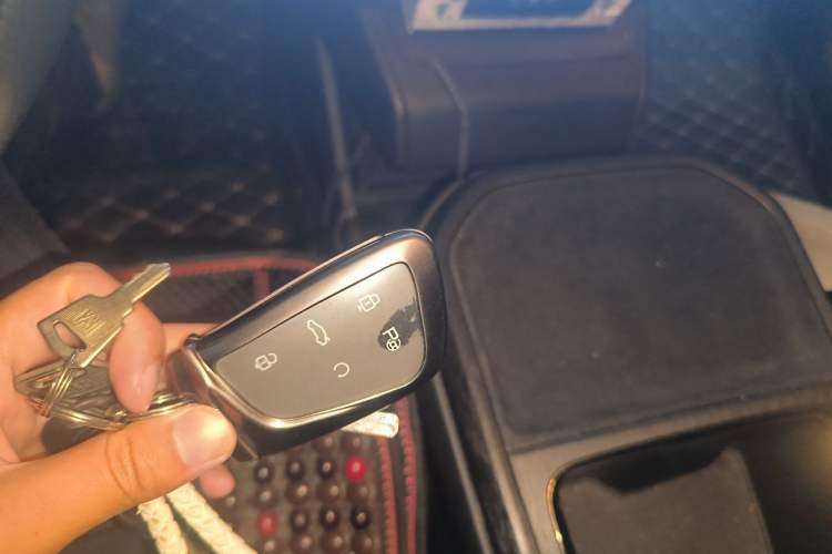 Used Dongfeng Aeolus L7 New Energy 2024 518 Air Vehicle Key