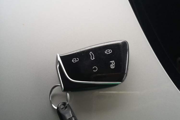 Used Dongfeng Aeolus L7 New Energy 2024 205 Plus Vehicle Key