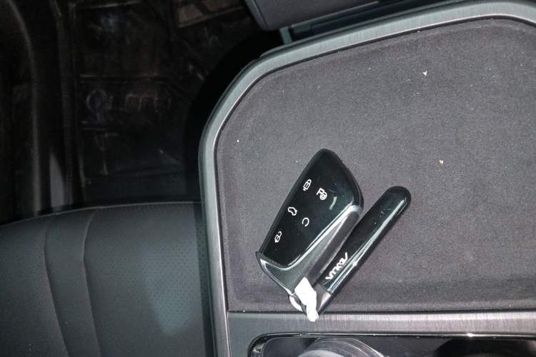 Used Dongfeng Aeolus L7 New Energy 2024 518 Pro Vehicle Key